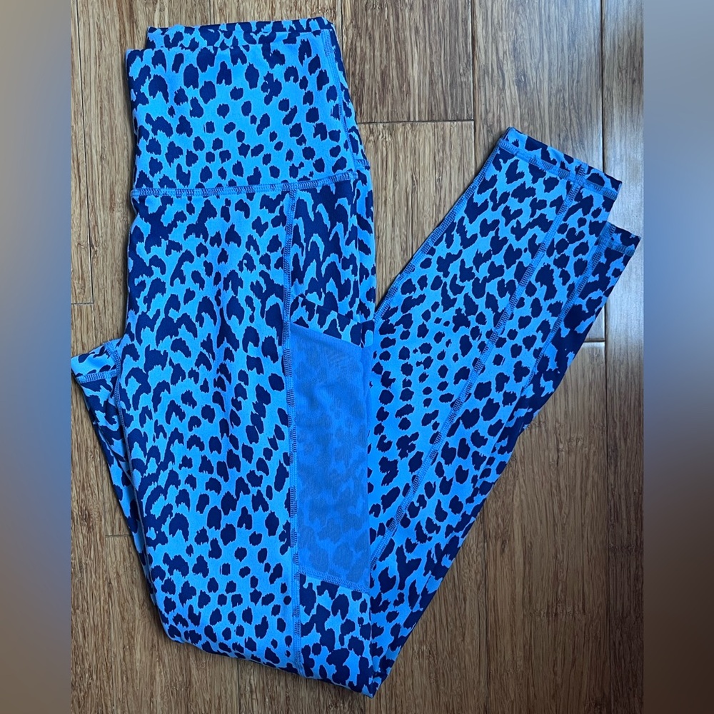 FABLETICS PowerHold Leggings Blue Animal Print size Small/medium